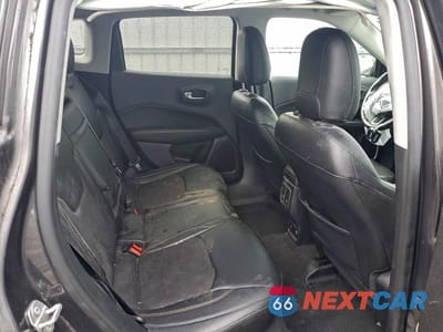 Zdjęcie 11 z 13 samochodu: 2018 JEEP COMPASS LATITUDE VIN:3C4NJDBBXJT161694 - miniatura