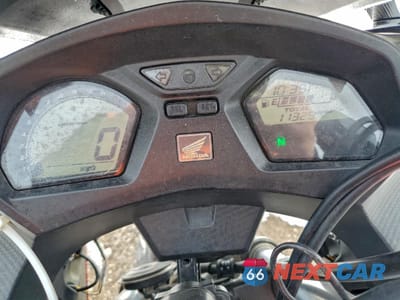 Zdjęcie 7 z 9 samochodu: 2014 HONDA CBR650 F VIN:MLHRC7404E5001256 - miniatura