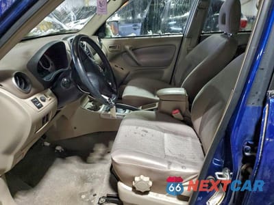 Zdjęcie 7 z 13 samochodu: 2004 TOYOTA RAV4 VIN:JTEGD20V040007865 - miniatura