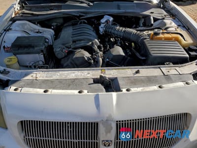 Zdjęcie 11 z 12 samochodu: 2007 DODGE MAGNUM SE VIN:2D4FV47T77H610893 - miniatura