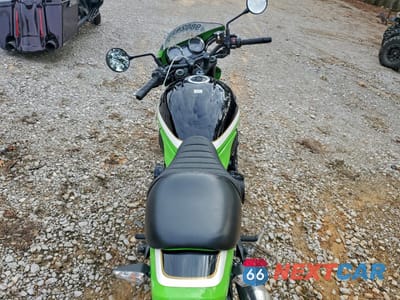 Zdjęcie 6 z 10 samochodu: 2020 KAWASAKI ZR900 VIN:JKAZR2E18LA007054 - miniatura