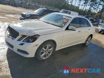 2010 MERCEDES-BENZ E 350 WDDHF5GBXAA128947 - główne zdjęcie licytacji z USA - miniatura