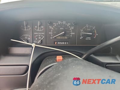 Zdjęcie 9 z 12 samochodu: 1997 FORD F350 VIN:1FTJW36F3VEA37540 - miniatura