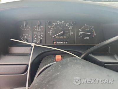 Zdjęcie 9 z 12 samochodu: 1997 FORD F350 VIN:1FTJW36F3VEA37540 - miniatura