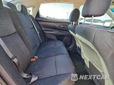 Zdjęcie 10 z 12 samochodu: 2016 NISSAN ALTIMA 2.5 VIN:1N4AL3AP0GN392439 - miniatura