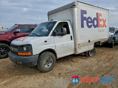 2017 CHEVROLET EXPRESS G3500 1GB0GRFF9H1336879 - główne zdjęcie licytacji z USA - miniatura