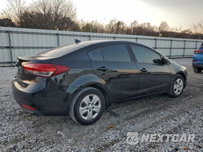 Trzecie zdjęcie samochodu z tyłu: 2017 KIA FORTE LX VIN:3KPFK4A73HE045184 - miniatura