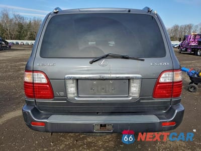 Zdjęcie 6 z 12 samochodu: 2004 LEXUS LX 470 VIN:JTJHT00W143543972 - miniatura