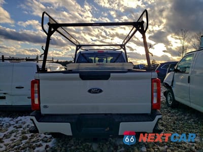 Zdjęcie 6 z 14 samochodu: 2026 FORD F350 SUPER DUTY VIN:1FT8X3BN7TEC83724 - miniatura