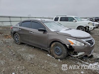 Czwarte zdjęcie samochodu z boku: 2015 NISSAN ALTIMA 2.5 VIN:1N4AL3AP2FC116760 - miniatura