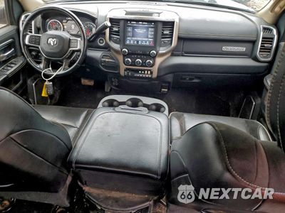 Zdjęcie 8 z 16 samochodu: 2021 RAM 2500 LARAMIE VIN:3C6UR5FL7MG675777 - miniatura
