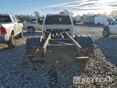 Zdjęcie 6 z 12 samochodu: 2017 FORD F550 SUPER DUTY TRUCK CAB AND CHASSIS VIN:1FDUF5HT0HDA05680 - miniatura