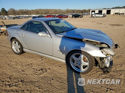 Czwarte zdjęcie samochodu z boku: 2001 MERCEDES-BENZ SLK 230 KOMPRESSOR VIN:WDBKK49F71F205538 - miniatura