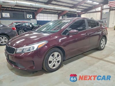 2017 KIA FORTE LX 3KPFL4A73HE035073 - główne zdjęcie licytacji z USA - miniatura