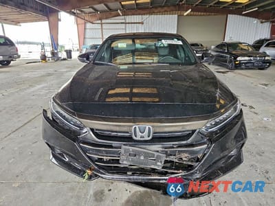 Piąte zdjęcie samochodu w środku: 2022 HONDA ACCORD VIN:1HGCV2F35NA017794 - miniatura