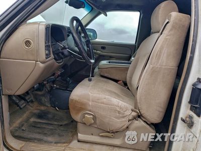 Zdjęcie 7 z 14 samochodu: 2001 CHEVROLET SILVERADO K2500 HEAVY DUTY VIN:1GCHK29U31E245846 - miniatura