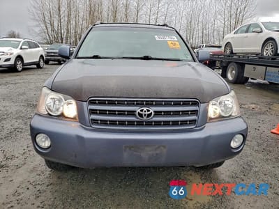 Piąte zdjęcie samochodu w środku: 2002 TOYOTA HIGHLANDER LIMITED VIN:JTEHF21A220068352 - miniatura