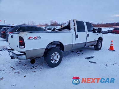 Trzecie zdjęcie samochodu z tyłu: 2003 FORD F250 SUPER DUTY VIN:1FTNW21P43ED51108 - miniatura
