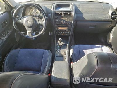 Zdjęcie 8 z 12 samochodu: 2002 LEXUS IS 300 VIN:JTHBD192820059659 - miniatura