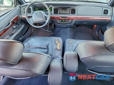 Zdjęcie 8 z 12 samochodu: 2000 MERCURY GRAND MARQUIS LS VIN:2MEFM75W1YX666235 - miniatura