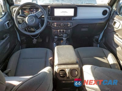 Zdjęcie 8 z 12 samochodu: 2024 JEEP WRANGLER 4XE VIN:1C4RJXN60RW202938 - miniatura