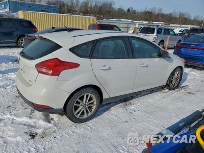 Trzecie zdjęcie samochodu z tyłu: 2017 FORD FOCUS SE VIN:1FADP3K27HL225481 - miniatura
