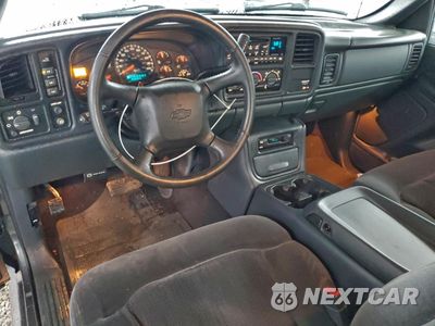 Zdjęcie 8 z 14 samochodu: 2002 CHEVROLET SILVERADO K2500 HEAVY DUTY VIN:1GCHK29U82E241129 - miniatura