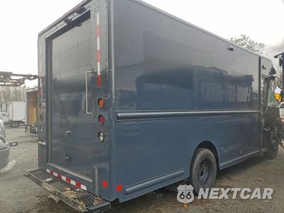 Trzecie zdjęcie samochodu z tyłu: 2020 FORD F59 DELIVERY TRUCK VIN:1F65F5KN7L0A06296 - miniatura