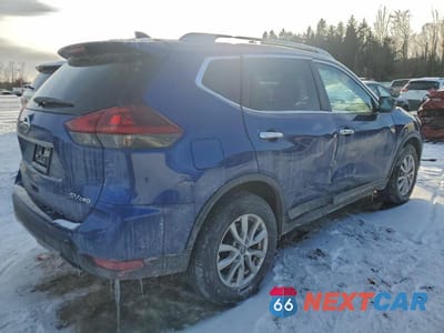 Trzecie zdjęcie samochodu z tyłu: 2018 NISSAN ROGUE S VIN:5N1AT2MV1JC807541 - miniatura