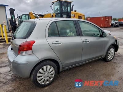 Trzecie zdjęcie samochodu z tyłu: 2010 TOYOTA YARIS VIN:JTDKT4K35A5300975 - miniatura