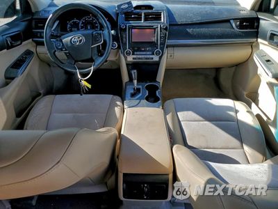 Zdjęcie 8 z 12 samochodu: 2014 TOYOTA CAMRY HYBRID VIN:4T1BD1FK4EU103039 - miniatura