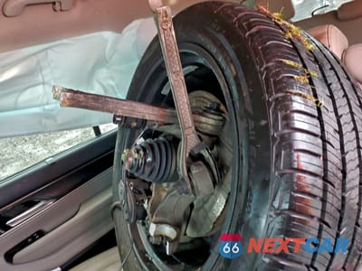 Zdjęcie 13 z 15 samochodu: 2022 JEEP WAGONEER SERIES I VIN:1C4SJVAT0NS205891 - miniatura