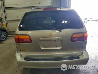 Zdjęcie 6 z 13 samochodu: 2000 TOYOTA SIENNA XLE VIN:4T3ZF13C5YU273685 - miniatura