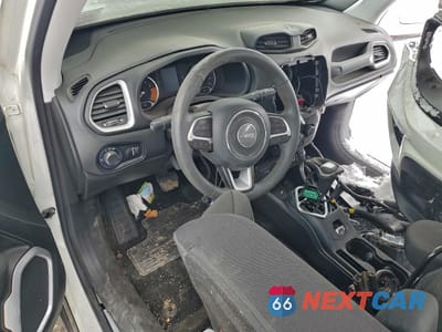 Zdjęcie 8 z 13 samochodu: 2019 JEEP RENEGADE SPORT VIN:ZACNJBAB0KPK82911 - miniatura