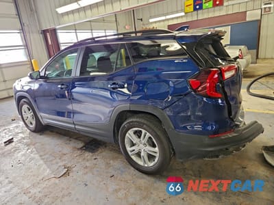 Drugie zdjęcie samochodu z przodu: 2022 GMC TERRAIN SLE VIN:3GKALMEV2NL229138 - miniatura