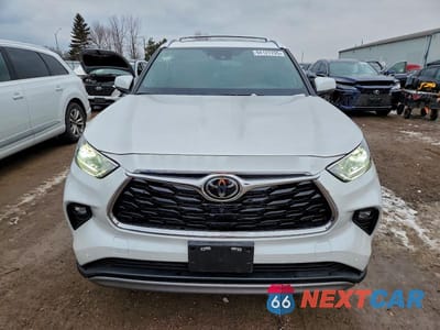 Piąte zdjęcie samochodu w środku: 2025 TOYOTA HIGHLANDER HYBRID LIMITED VIN:5TDEBRCH0SS648217 - miniatura