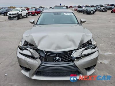 Piąte zdjęcie samochodu w środku: 2016 LEXUS IS 200T BASE VIN:JTHBA1D23G5005793 - miniatura
