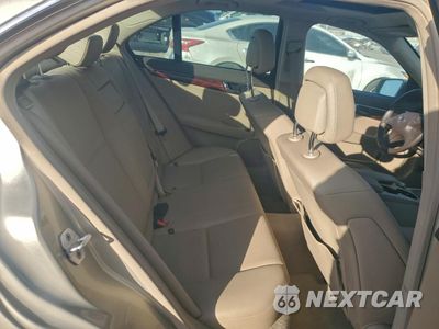 Zdjęcie 10 z 14 samochodu: 2011 MERCEDES-BENZ C 300 VIN:WDDGF5EBXBA467353 - miniatura