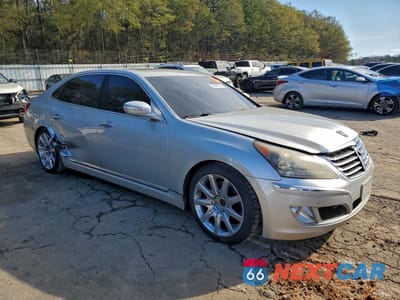 Czwarte zdjęcie samochodu z boku: 2011 HYUNDAI EQUUS SIGNATURE VIN:KMHGH4JF2BU029976 - miniatura