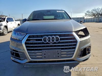 Piąte zdjęcie samochodu w środku: 2018 AUDI Q7 PRESTIGE VIN:WA1VAAF75JD010847 - miniatura