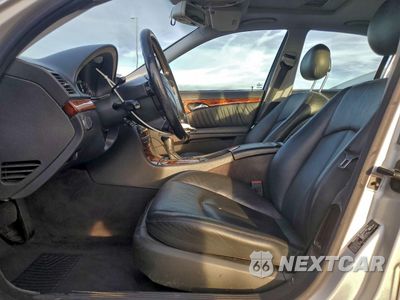 Zdjęcie 7 z 14 samochodu: 2003 MERCEDES-BENZ E 500 VIN:WDBUF70J83A197370 - miniatura