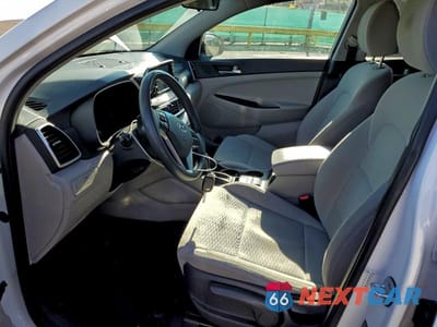 Zdjęcie 7 z 12 samochodu: 2019 HYUNDAI TUCSON SE VIN:KM8J2CA45KU920179 - miniatura