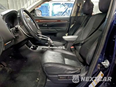 Zdjęcie 7 z 14 samochodu: 2015 MITSUBISHI OUTLANDER SE VIN:JA4AZ3A3XFZ000638 - miniatura