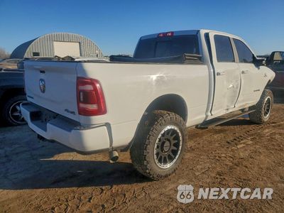 Trzecie zdjęcie samochodu z tyłu: 2024 RAM 2500 LARAMIE VIN:3C6UR5FL0RG402624 - miniatura