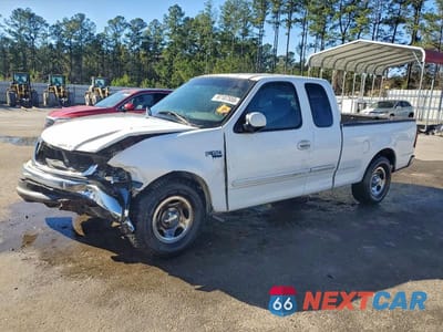 2002 FORD F150 1FTRX17WX2NB60749 - główne zdjęcie licytacji z USA - miniatura