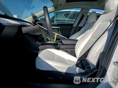 Zdjęcie 7 z 12 samochodu: 2023 TESLA MODEL 3 VIN:5YJ3E1EA2PF540869 - miniatura