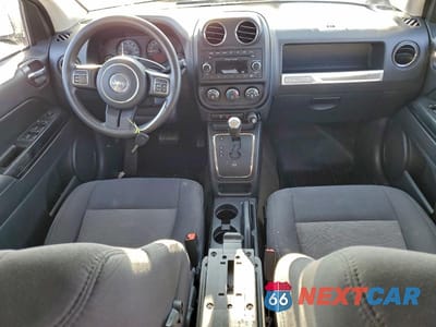 Zdjęcie 8 z 13 samochodu: 2015 JEEP COMPASS SPORT VIN:1C4NJDBB1FD423616 - miniatura