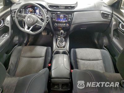 Zdjęcie 8 z 16 samochodu: 2018 NISSAN ROGUE S VIN:JN8AT2MV0JW312951 - miniatura