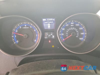 Zdjęcie 9 z 12 samochodu: 2016 HYUNDAI ELANTRA GT VIN:KMHD35LH1GU305366 - miniatura