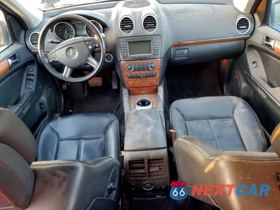 Zdjęcie 8 z 13 samochodu: 2008 MERCEDES-BENZ GL 450 4MATIC VIN:4JGBF71E08A355584 - miniatura